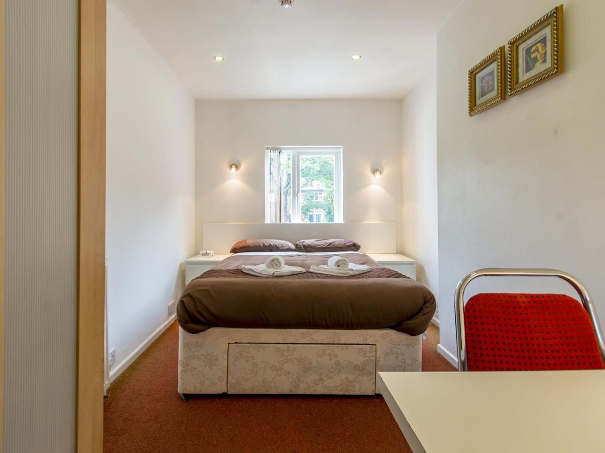 The Cotswold Nottingham