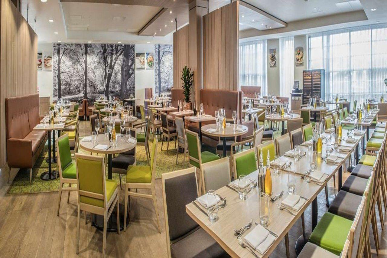 The Orchard & Restaurant Hotel