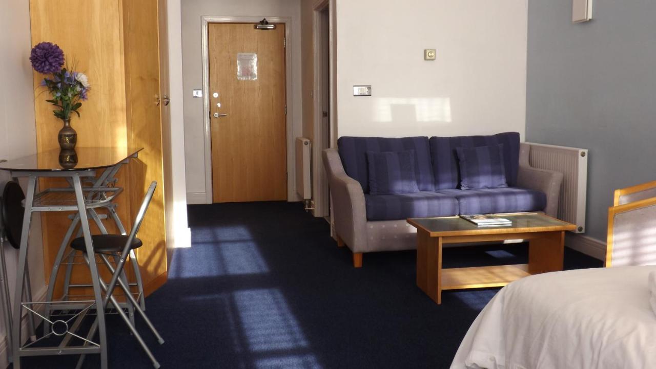 Apartment Bright Private - Peaceful Morden Location *