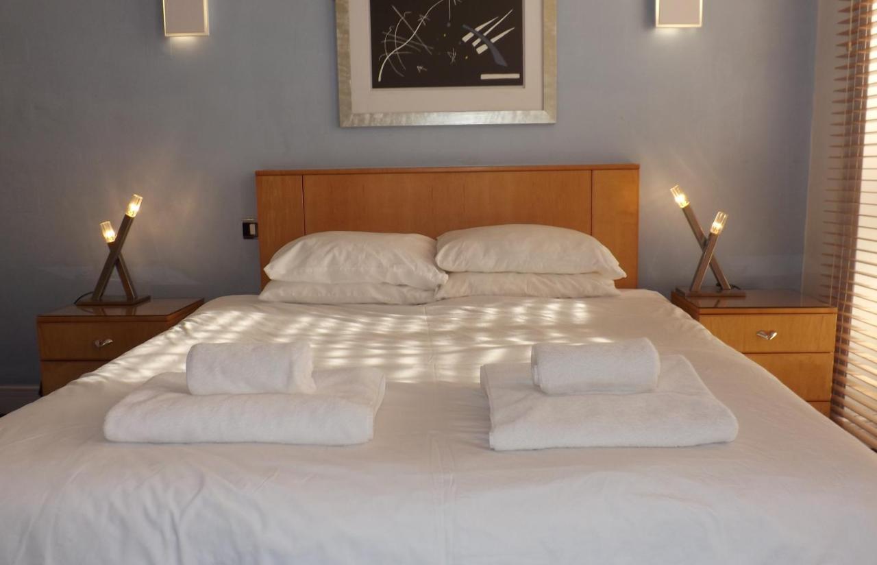Bright Private - Peaceful Morden Location Apartment