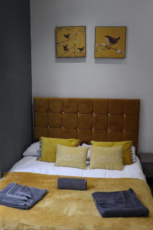 Apartment Radford Boulevard Studio