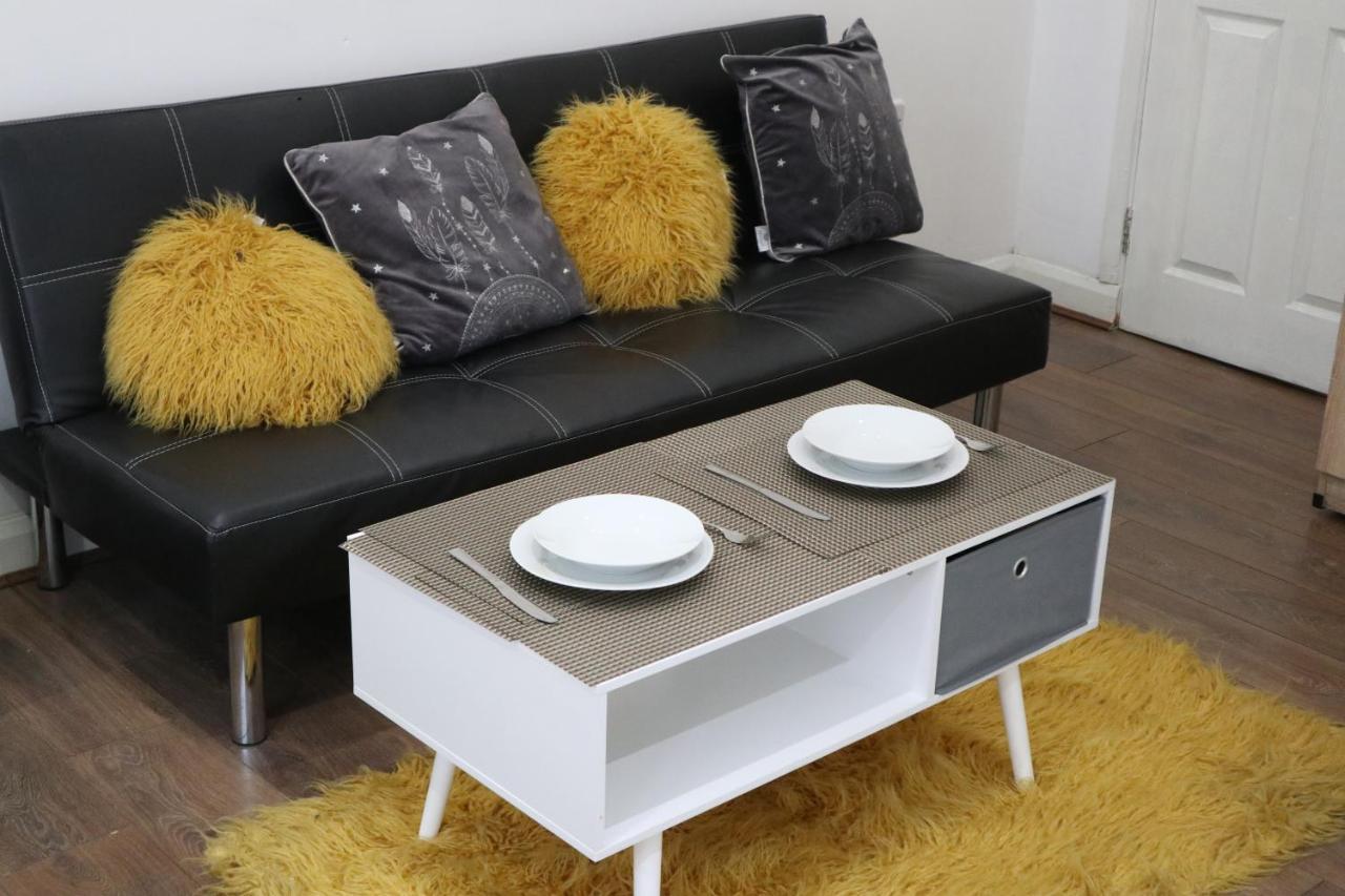 Apartment Radford Boulevard Studio