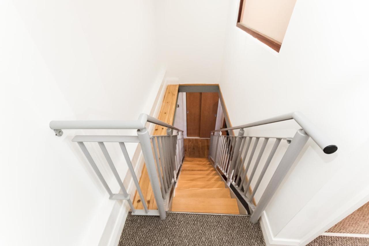 De Luxe Short Stays-crusader Apt Apartment *