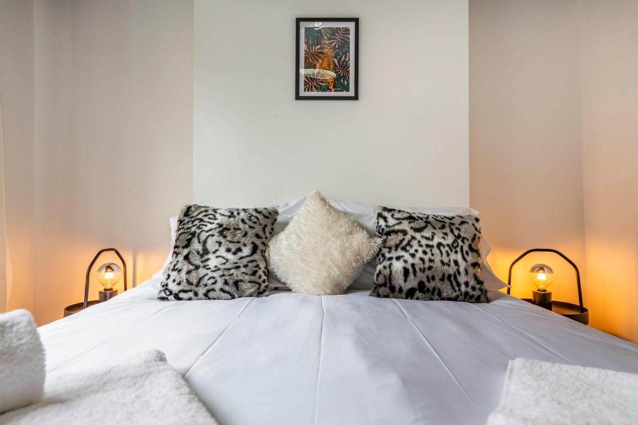 De Luxe Short Stays- Trent Bridge Nottingham