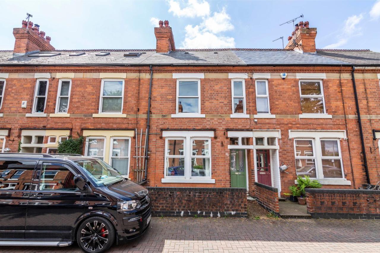 De Luxe Short Stays- Trent Bridge * Nottingham