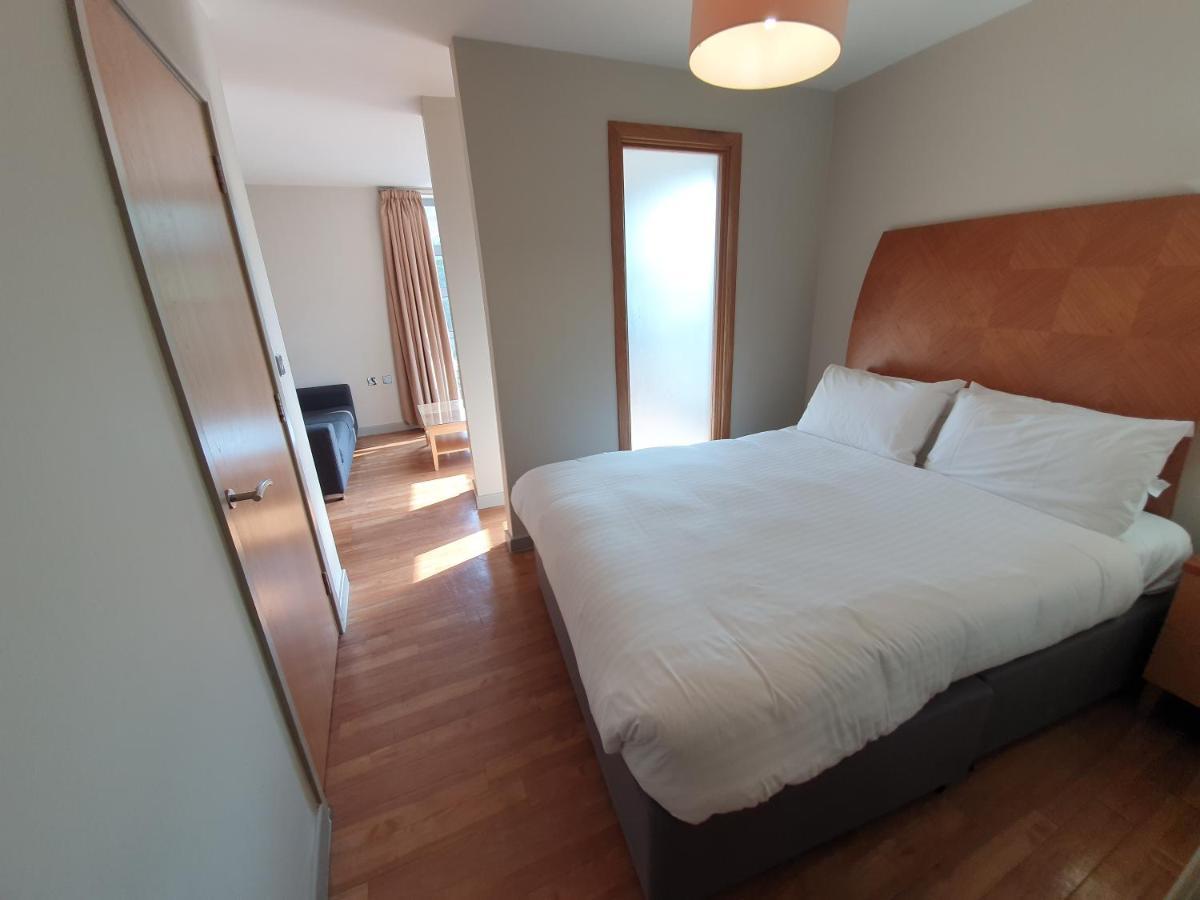 Apartment Luxury Centre With Smart Tv And Netflix, Hockley,