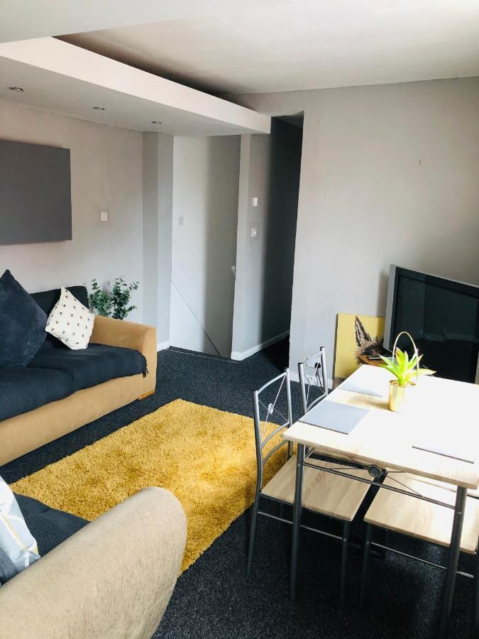 Sherwood Fields - Spacious, Large And Stylish