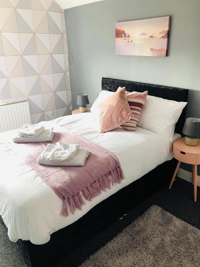 Sherwood Fields - Spacious, Large And Stylish *