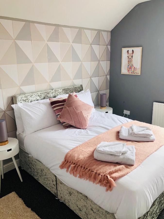 Sherwood Fields - Spacious, Large And Stylish Apartment *
