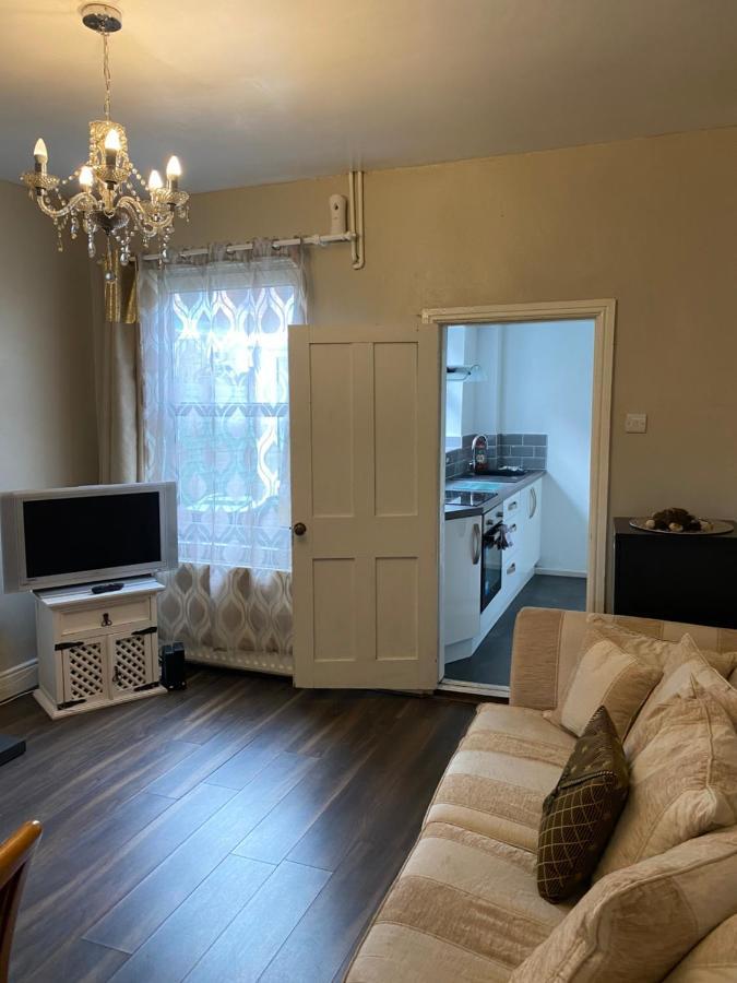 Jubilee House Guest house *