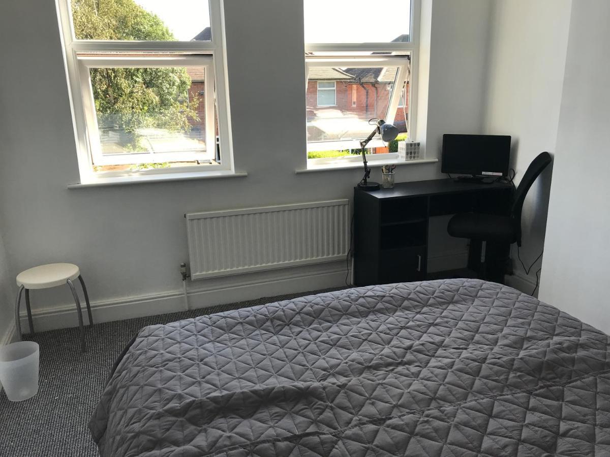 Cinderhouse Highbury Vale *