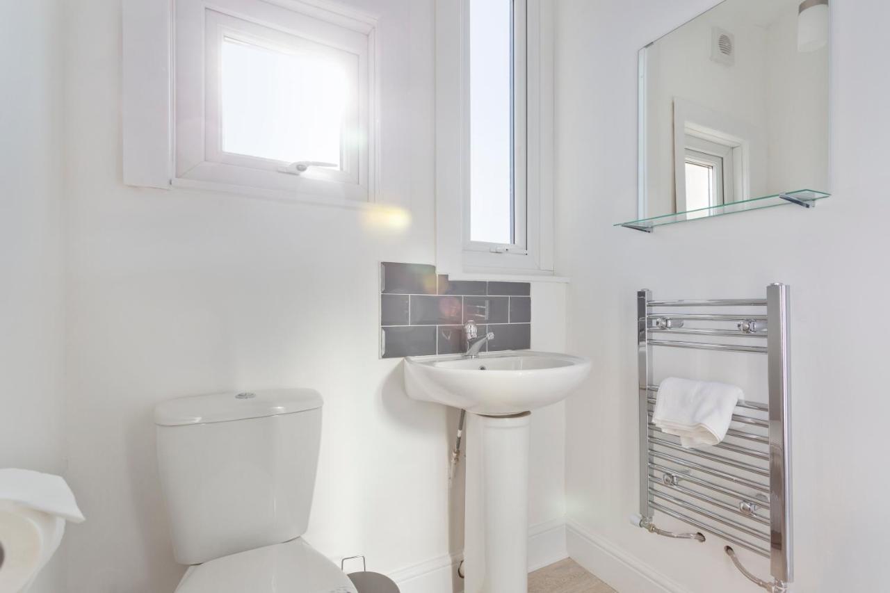 Jasmine A - Ideal For Qmc & Uni - Free Parking *