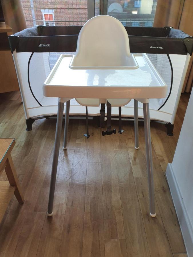 Luxury Centre With Smart Tv And Netflix, Hockley, Apartment