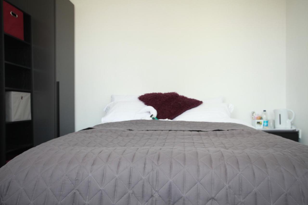Cinderhouse Highbury Vale Homestay *