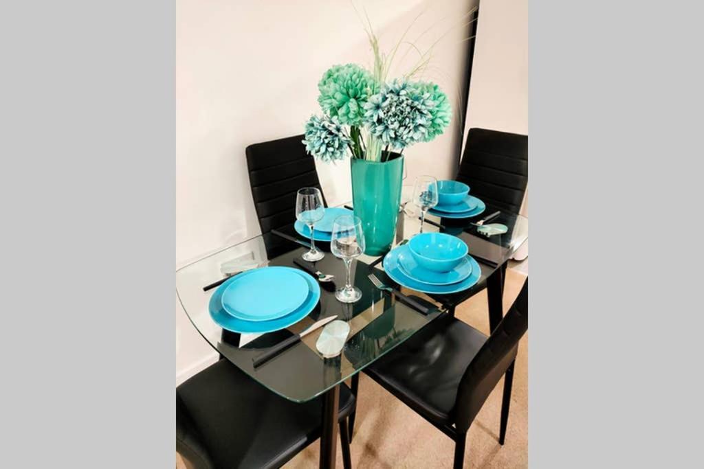 Charming And Modern 2 Bed In City Centre Apartamento