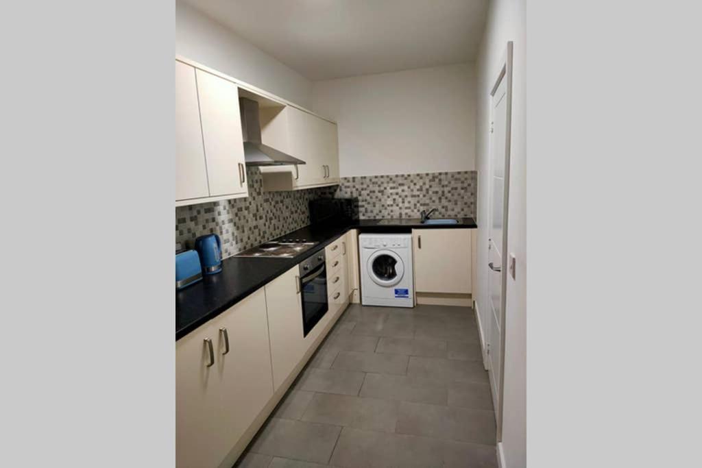 Charming And Modern 2 Bed In City Centre *