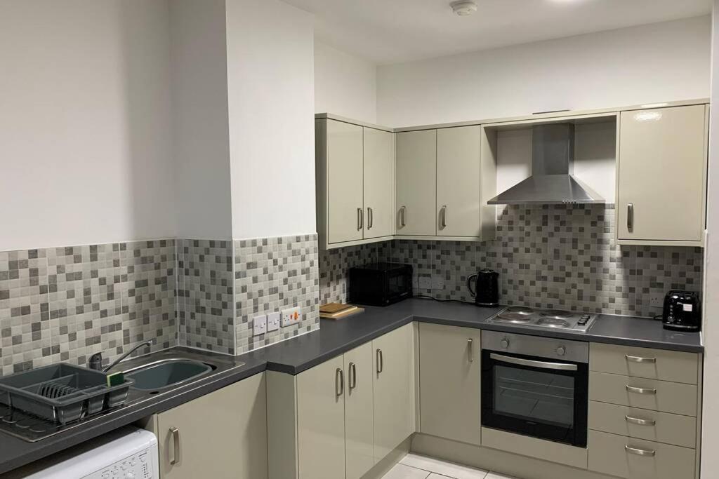 Relaxing And Modern 2 Bed City Centre *