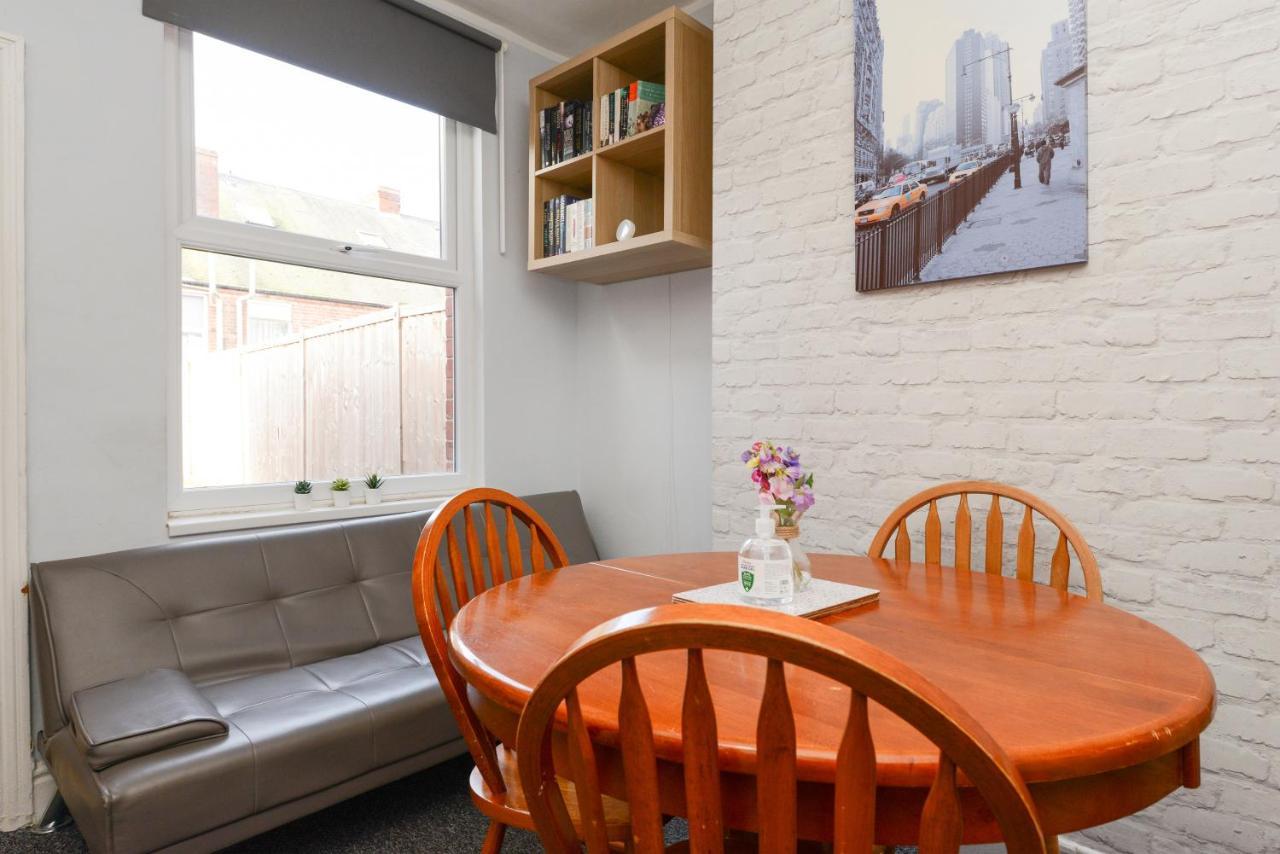 Perfect For Contractors! Spacious 5bed House With Parking - Radford Apartment Nottingham