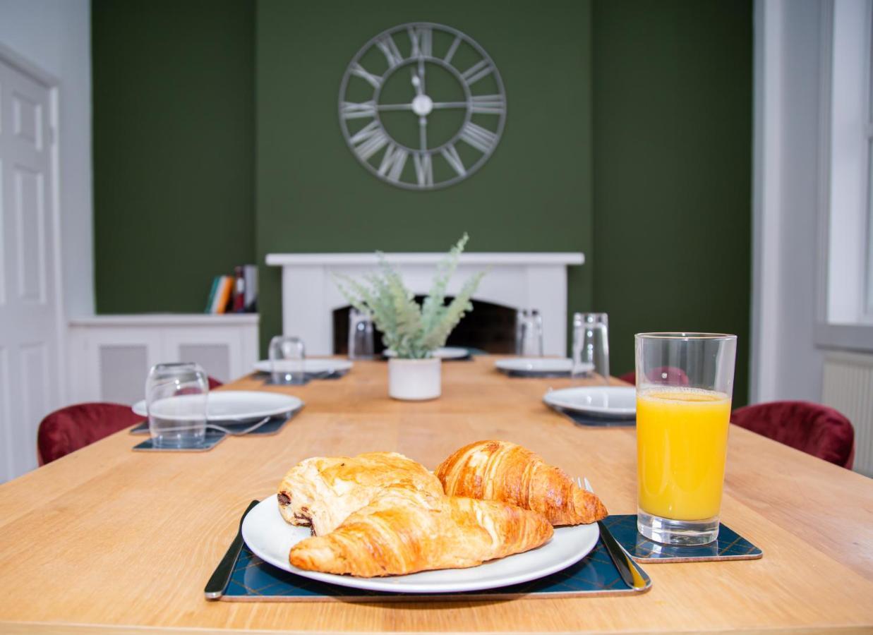Porchester House Apartment *