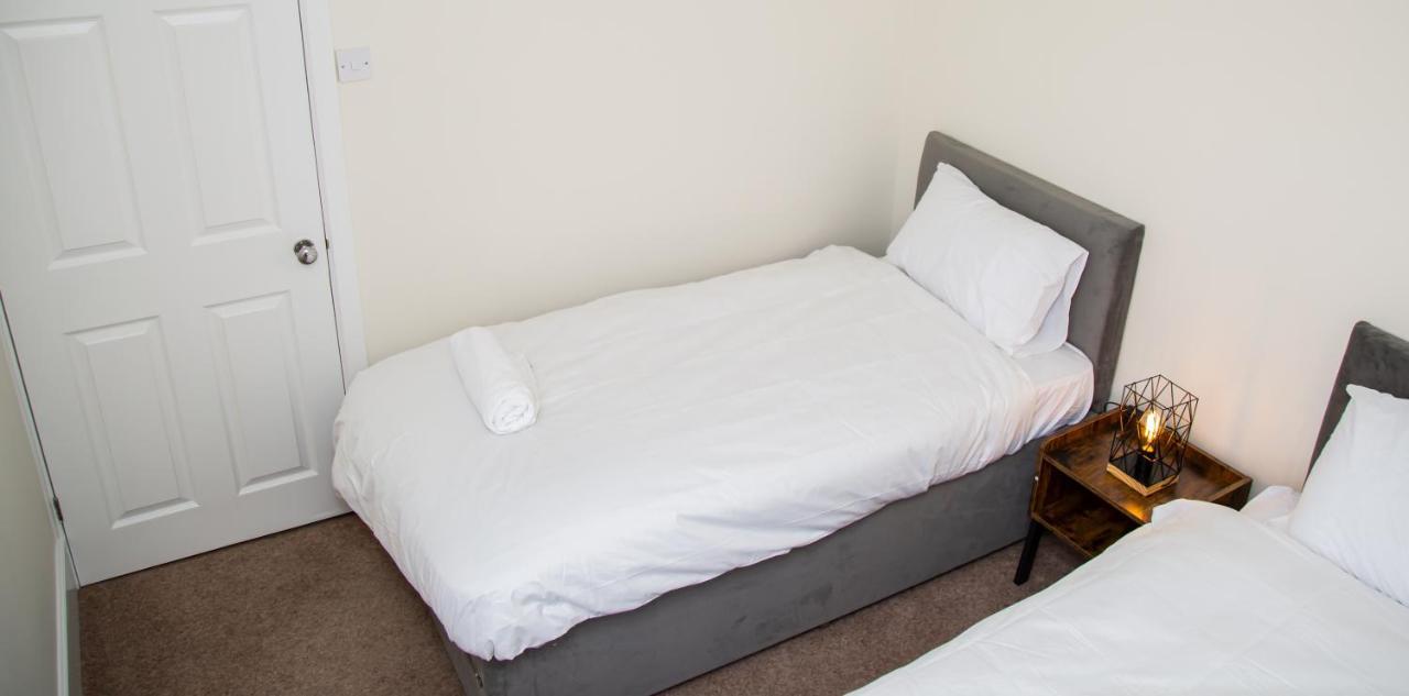 Porchester House Apartment