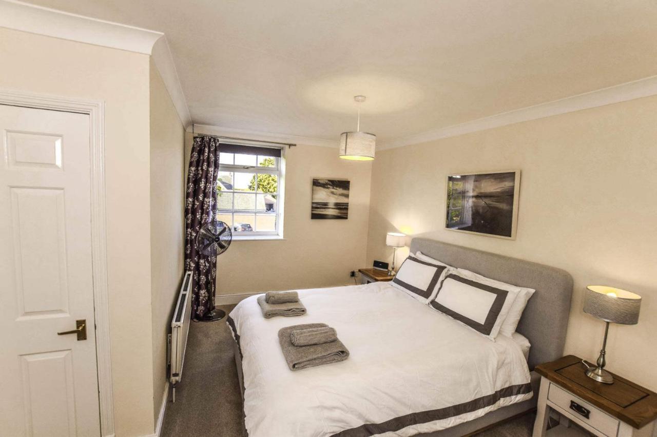 Greystones Apartment *