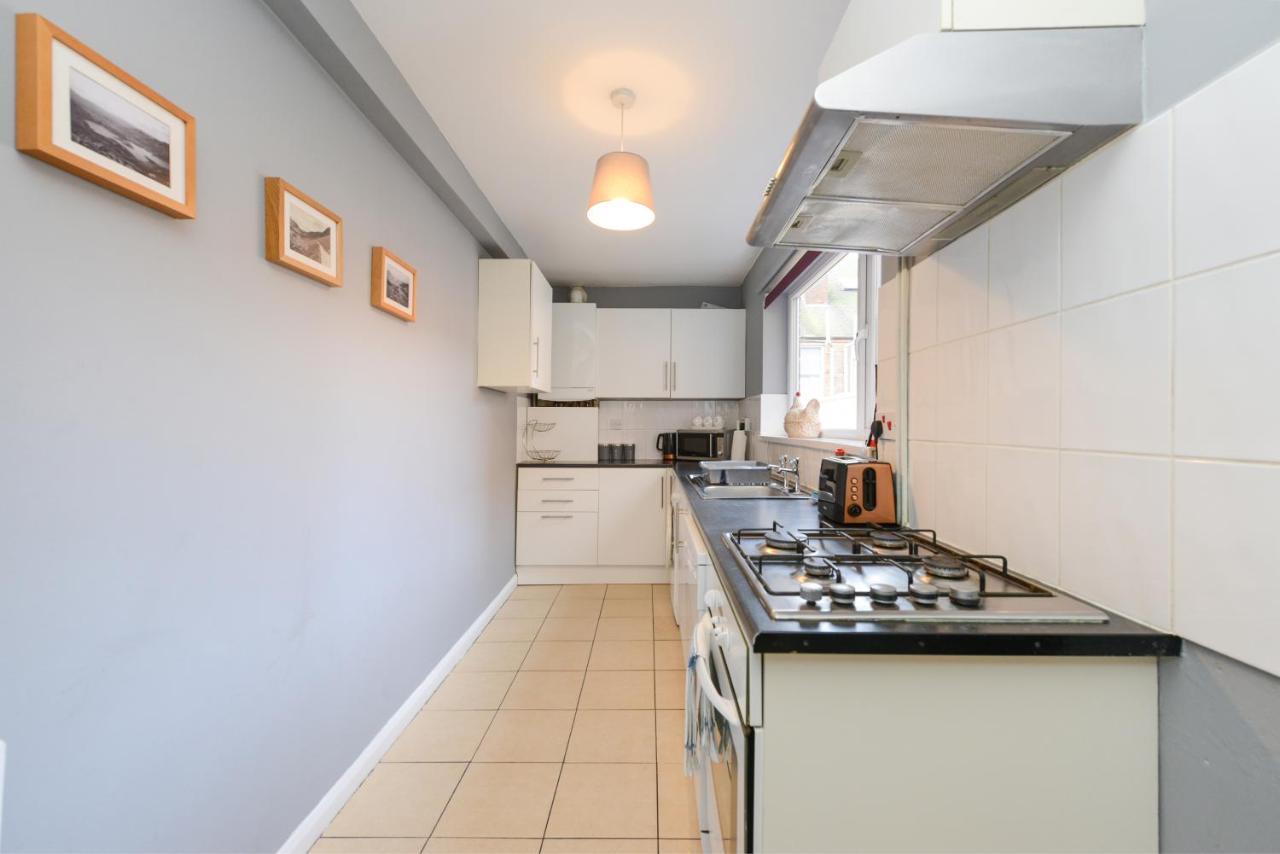 Perfect For Contractors! Spacious 5bed House With Parking - Radford Apartment