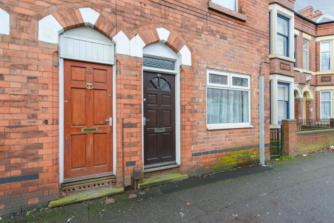 Perfect For Contractors! Spacious 5bed House With Parking - Radford *