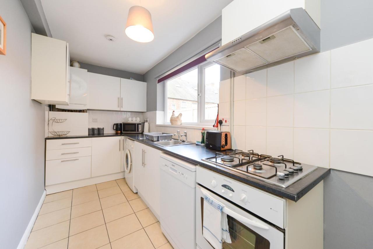 Perfect For Contractors! Spacious 5bed House With Parking - Radford Apartment Nottingham