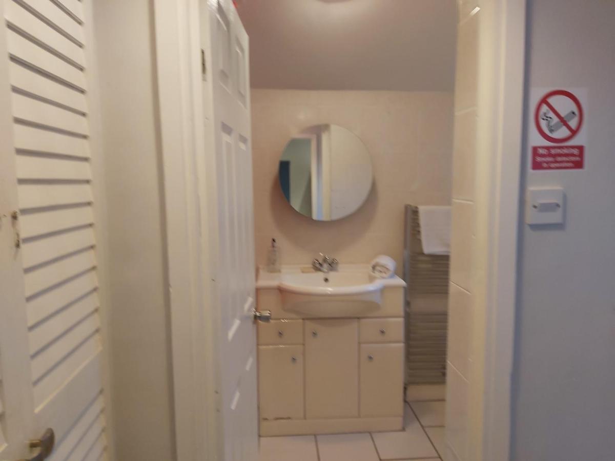 Pearson House - Huku Kwetu 3 Bedroom End Of Terrance House - Family And Business Group Self Catering -huku Kwetu Casa de férias *