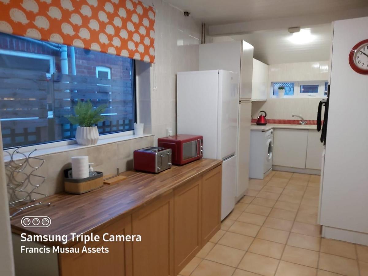 Garden City House - Huku Kwetu Villa