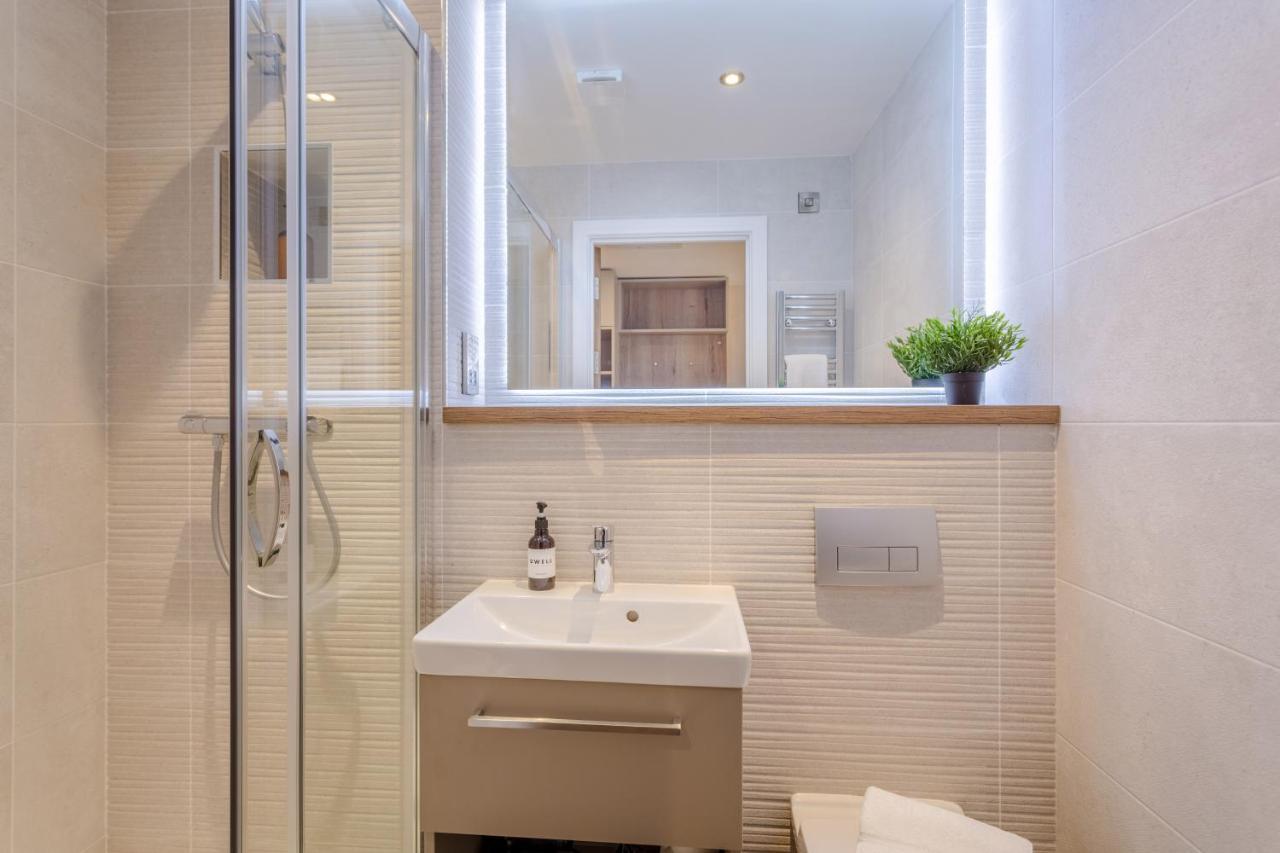 Dwell Living Aparthotel 4*