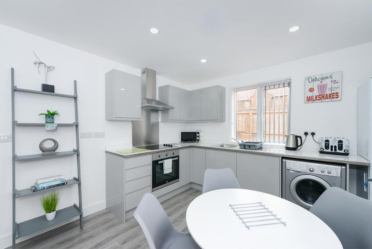 Adbolton House - Sleek, Stylish, Brand New & Carbon Apartamento Nottingham