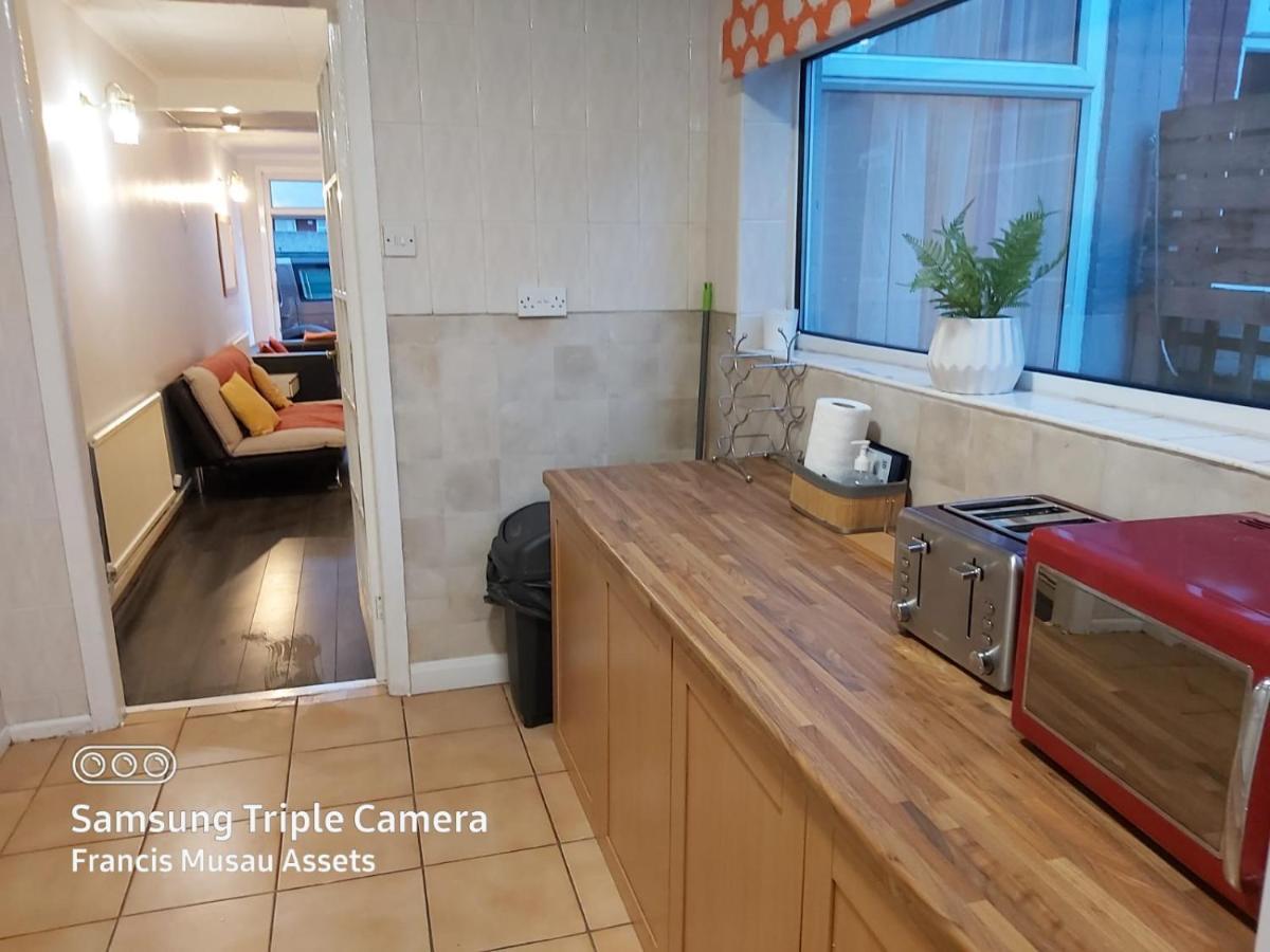 Garden City House - Huku Kwetu Villa