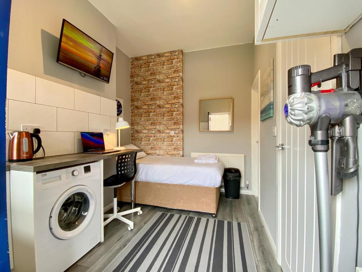 Apartamento Limpenny Studio - Work Friendly And Outstanding Garden Studio Close To Centre *