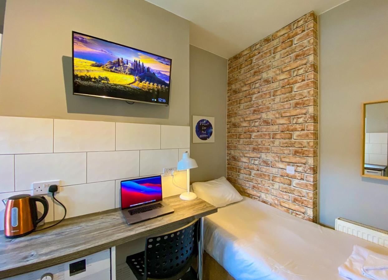Apartamento Limpenny Studio - Work Friendly And Outstanding Garden Studio Close To Centre