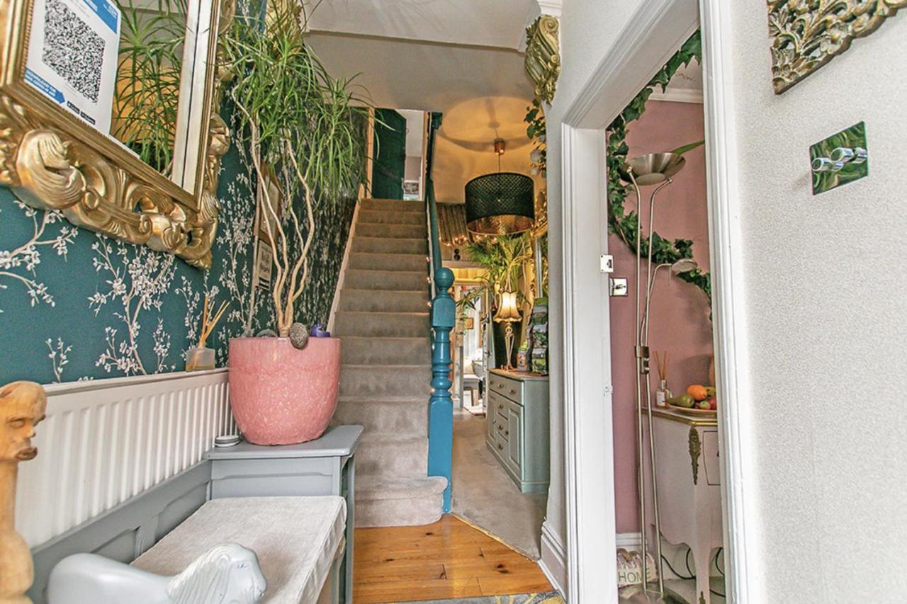 Sunny Mount Bed & Breakfast 4*