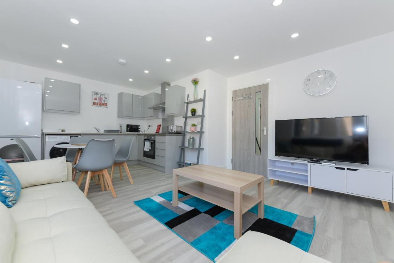 Apartamento Adbolton House - Sleek, Stylish, Brand New & Carbon