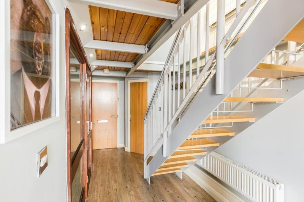 The Exquisite Duplex Of