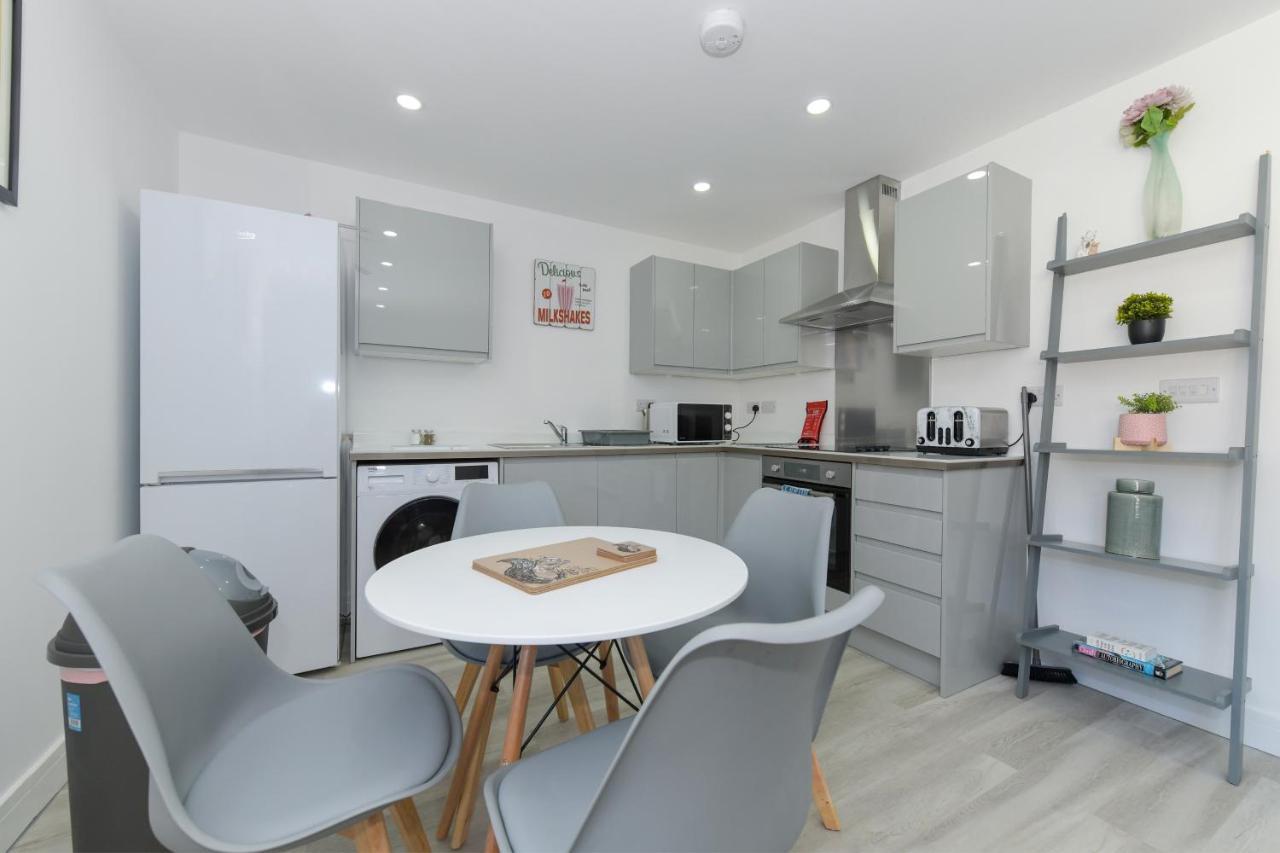 Apartamento Adbolton House - Sleek, Stylish, Brand New & Carbon *