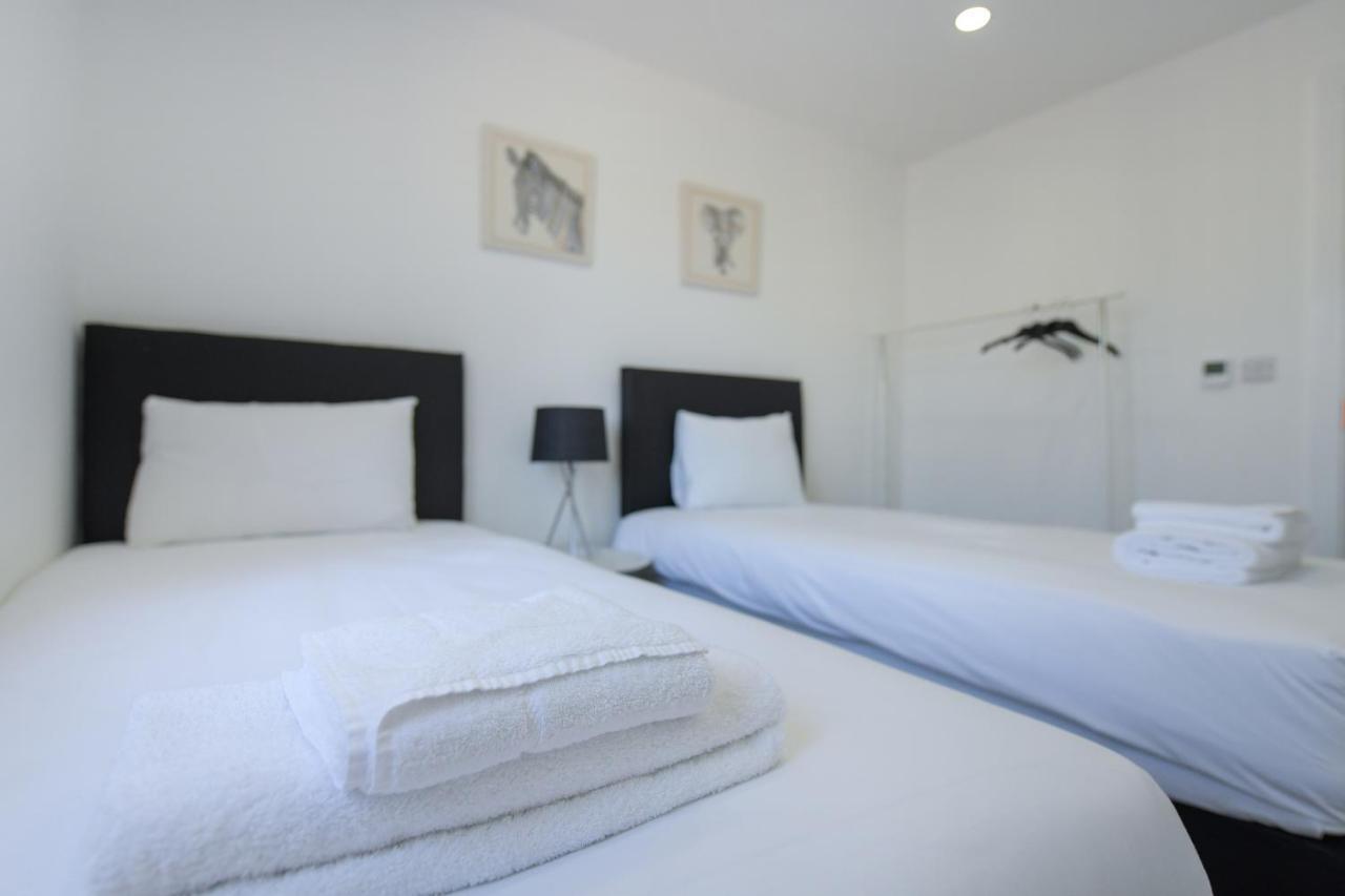 Apartamento Adbolton House - Sleek, Stylish, Brand New & Carbon