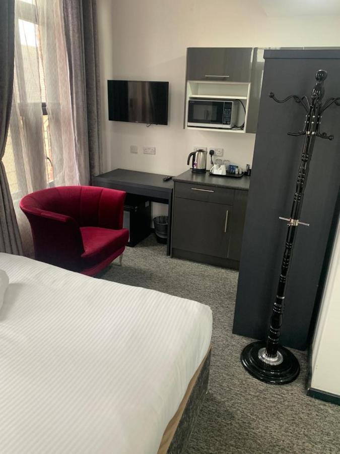 Hotel Trivelles Regency, 3*