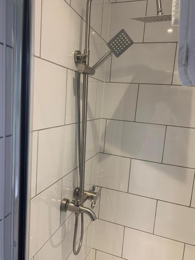 Trivelles Regency, 3*