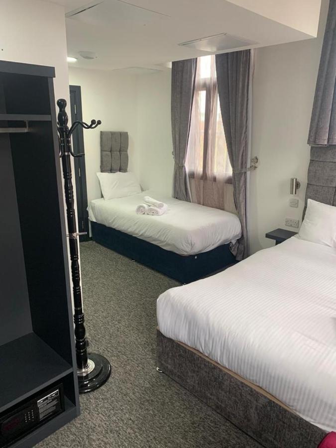 Trivelles Regency, Hotel 3*