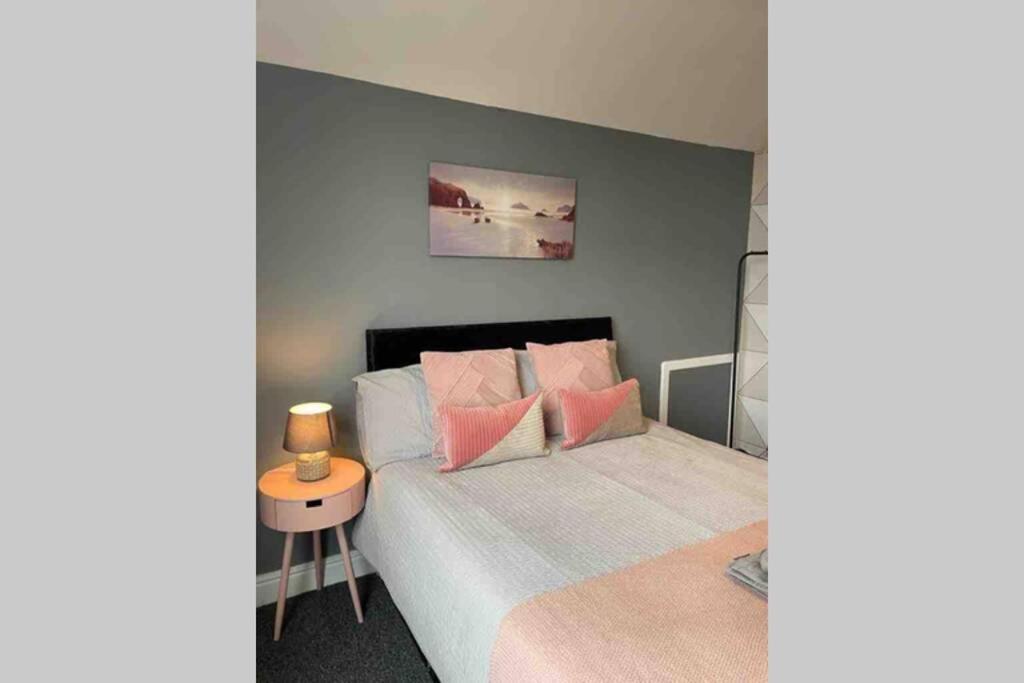 Windermere House Apartment