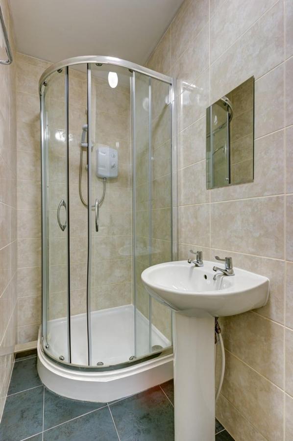 The Commodore Guest house Nottingham