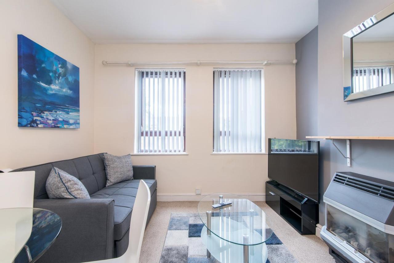 Lambley Court - Light, Open And Inviting Apartment