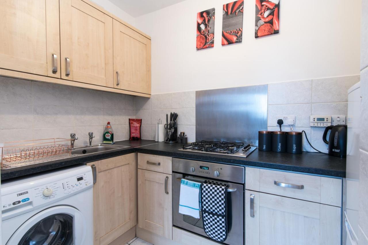 Lambley Court - Light, Open And Inviting * Nottingham