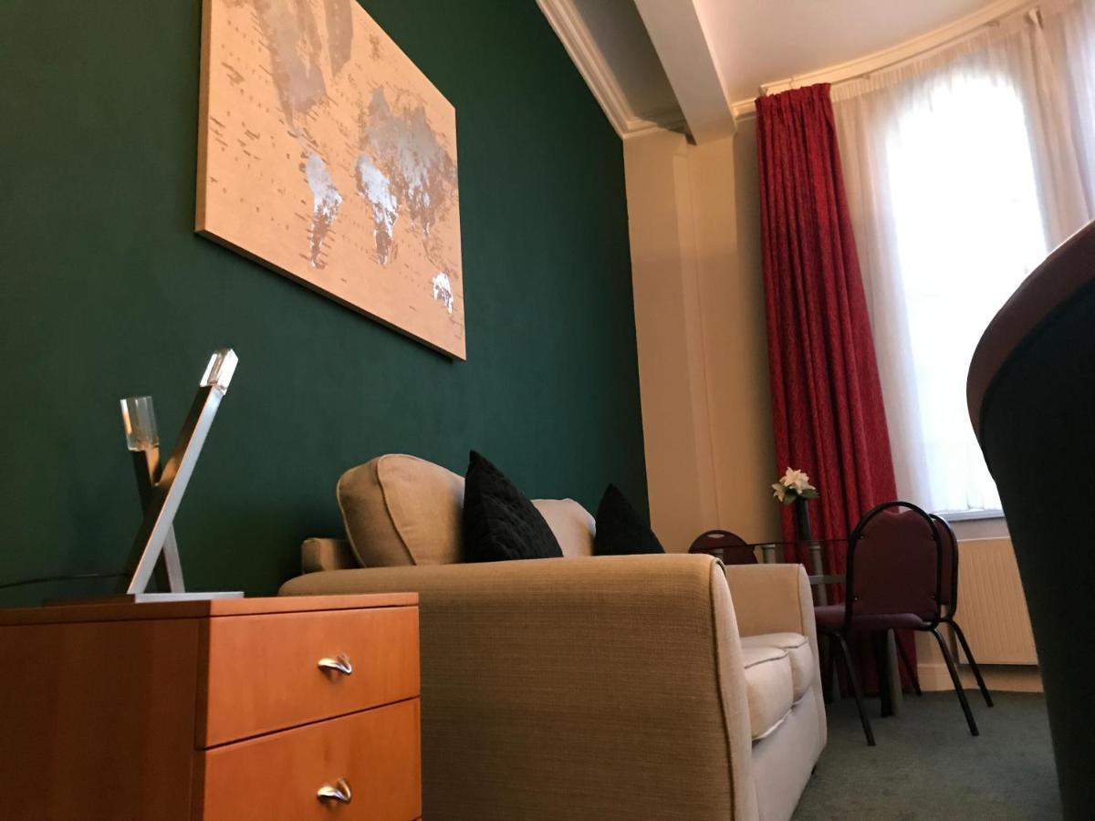 Bright Private - Peaceful Morden Location Apartment London