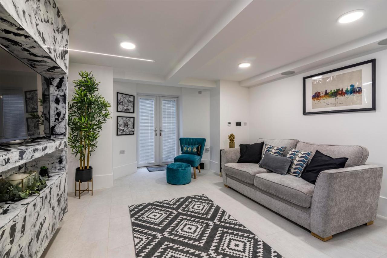 Cosy In West Bridgford, Close To Transport Links And Walking Distance To Cricket And Football Apartment *