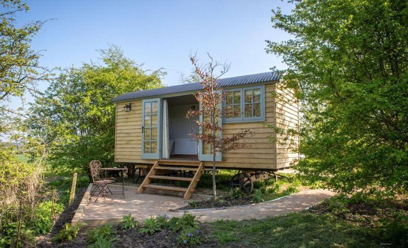 Perkins Luxury Shepherd Huts *